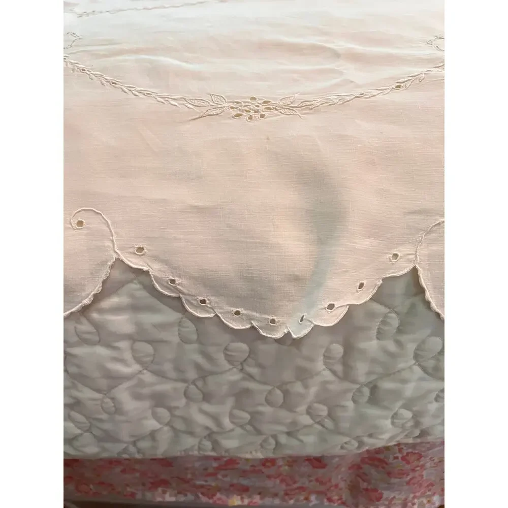 vintage cut thread work embroidery cotton white tablecloth or bed cover